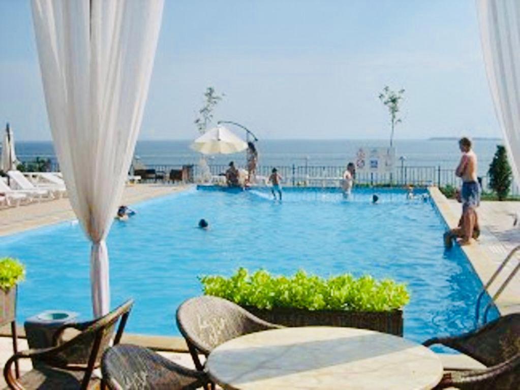 Dolce Vita Sea View Apartment Sveti Vlas Extérieur photo