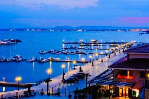 Dolce Vita Sea View Apartment Sveti Vlas Extérieur photo