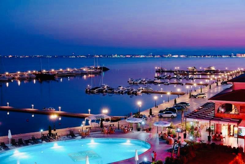 Dolce Vita Sea View Apartment Sveti Vlas Extérieur photo